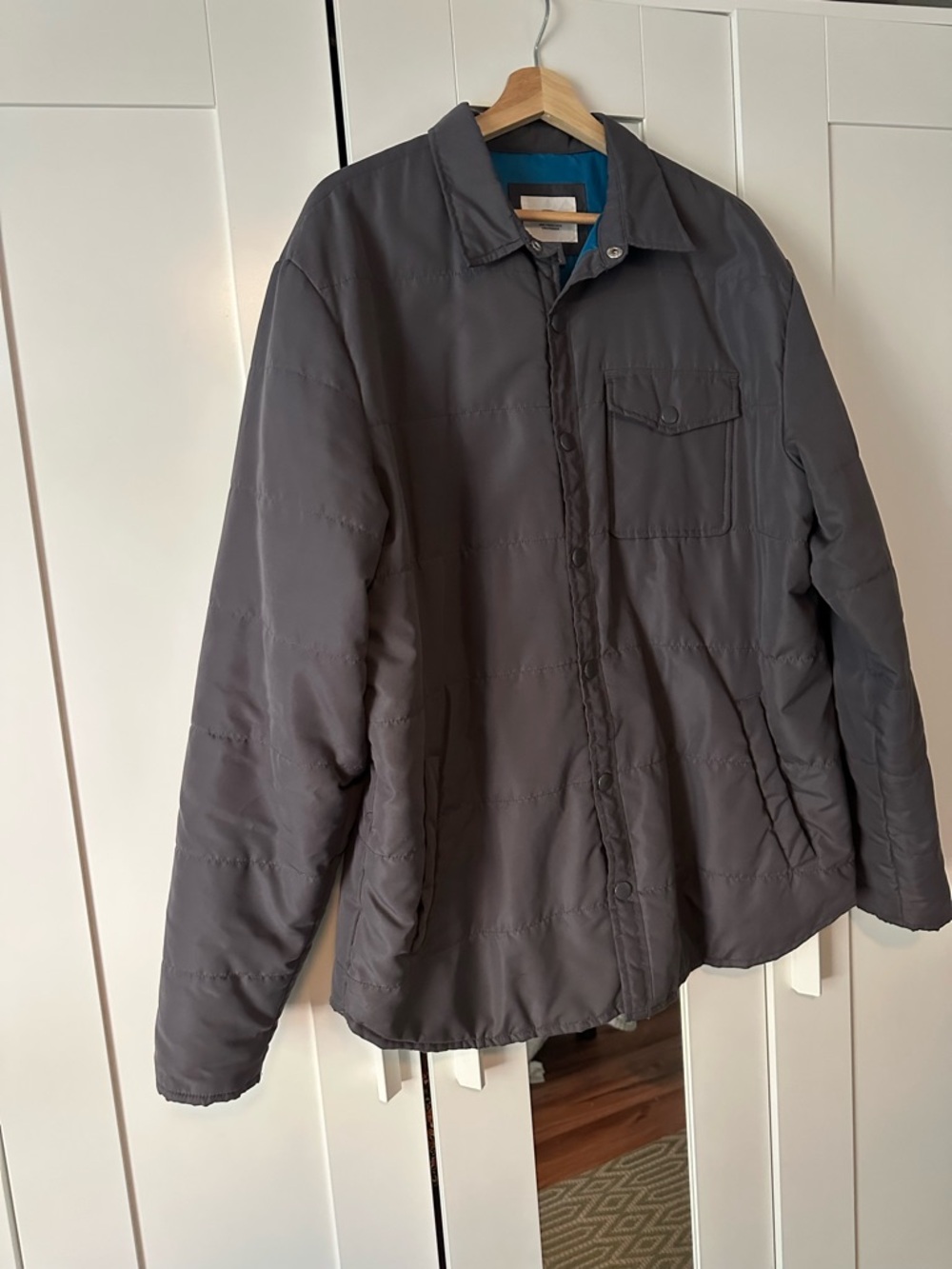 Old Navy Men's Quilted Button-Front Jacket - Dark Gray with Blue Lining XLT